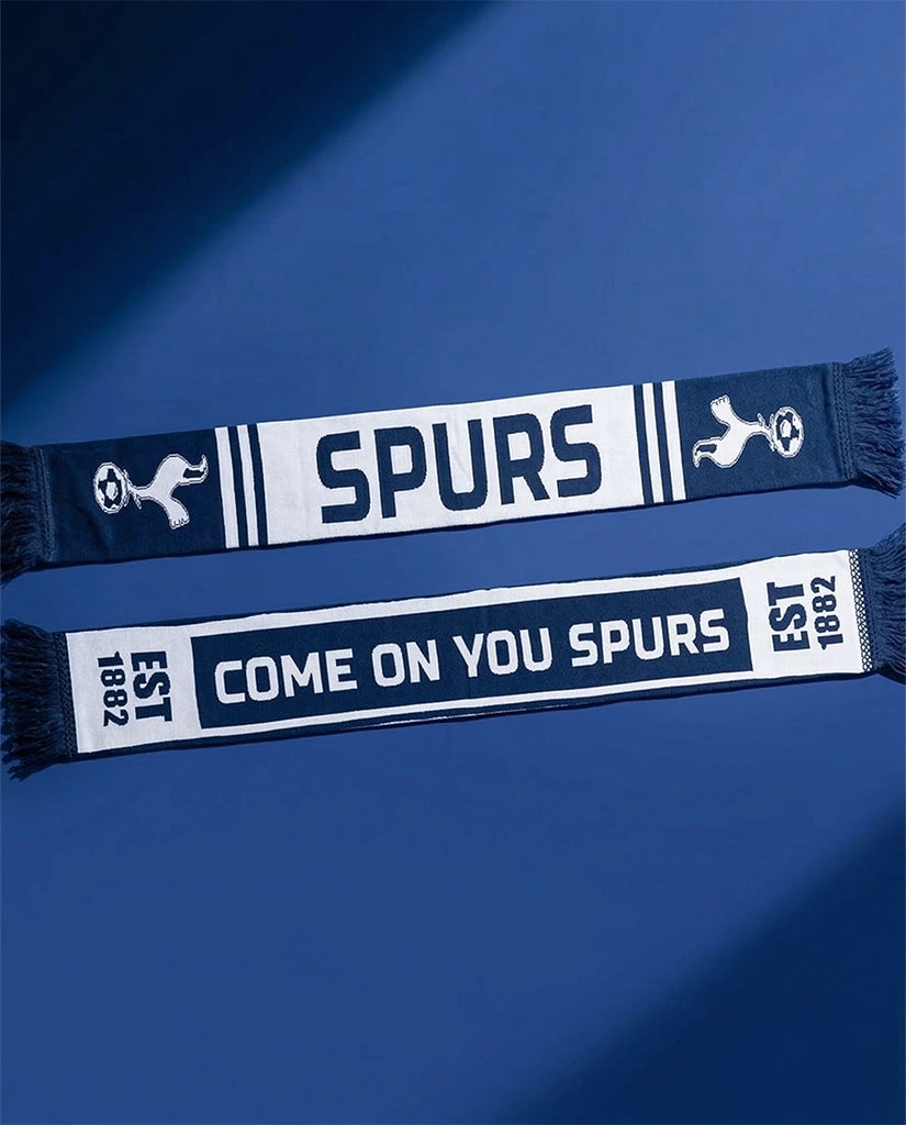 Tottenham Hotspurs Knitted Scarf