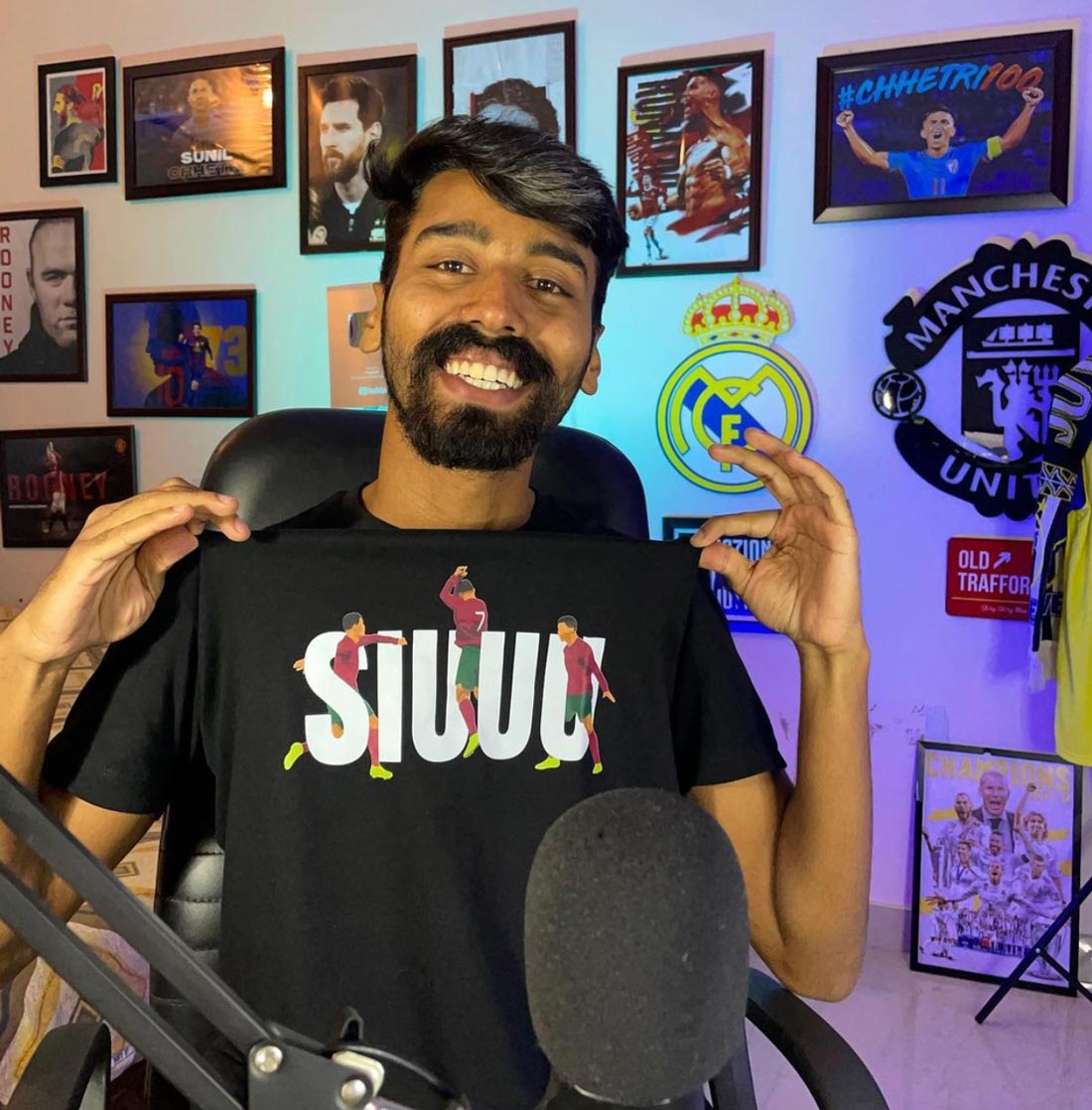 SIUUU - Ronaldo T-Shirt