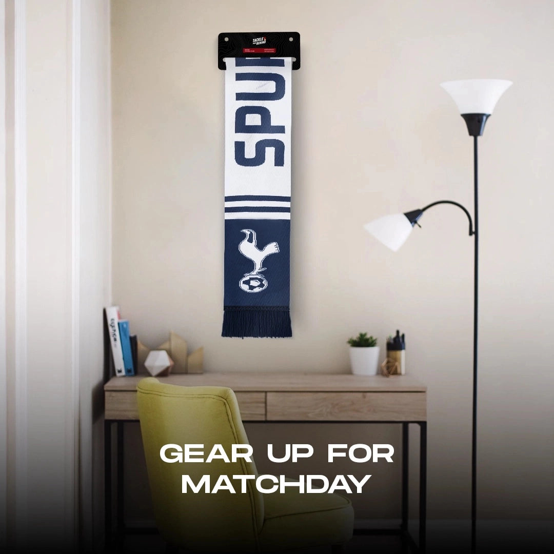 Tottenham Hotspurs Knitted Scarf