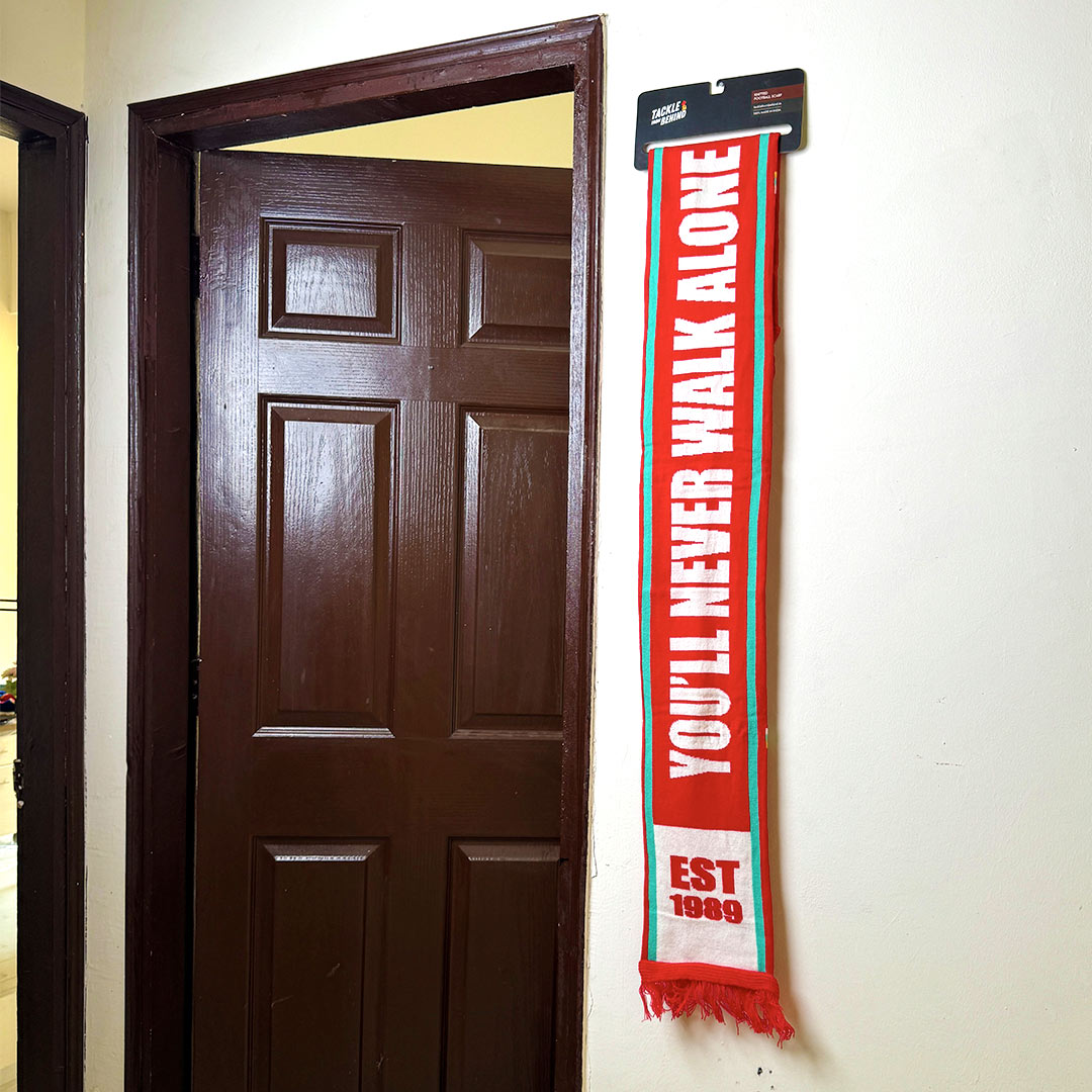 Liverpool Knitted Football Scarf