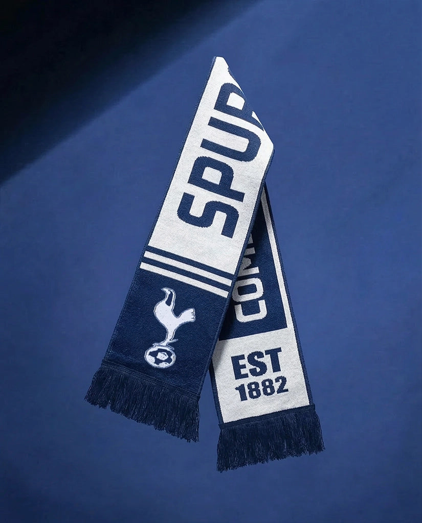 Tottenham Hotspurs Knitted Scarf